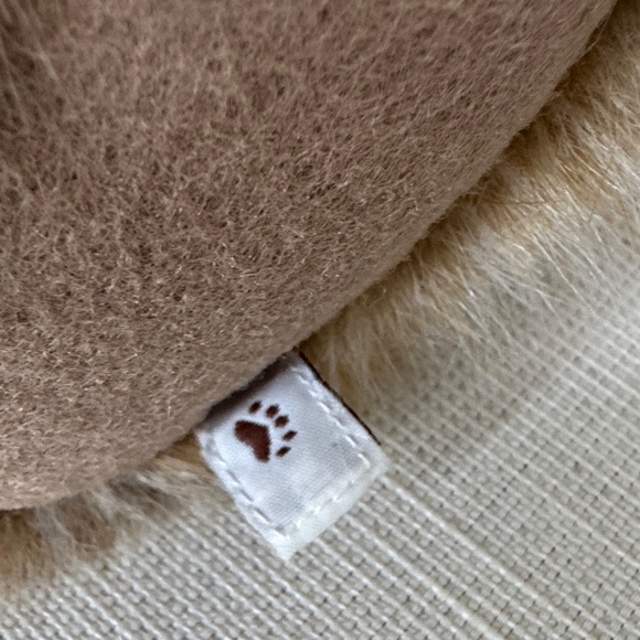 Boyds Plush Teddy Bear with Heart Pillow - Picture 3 of 6